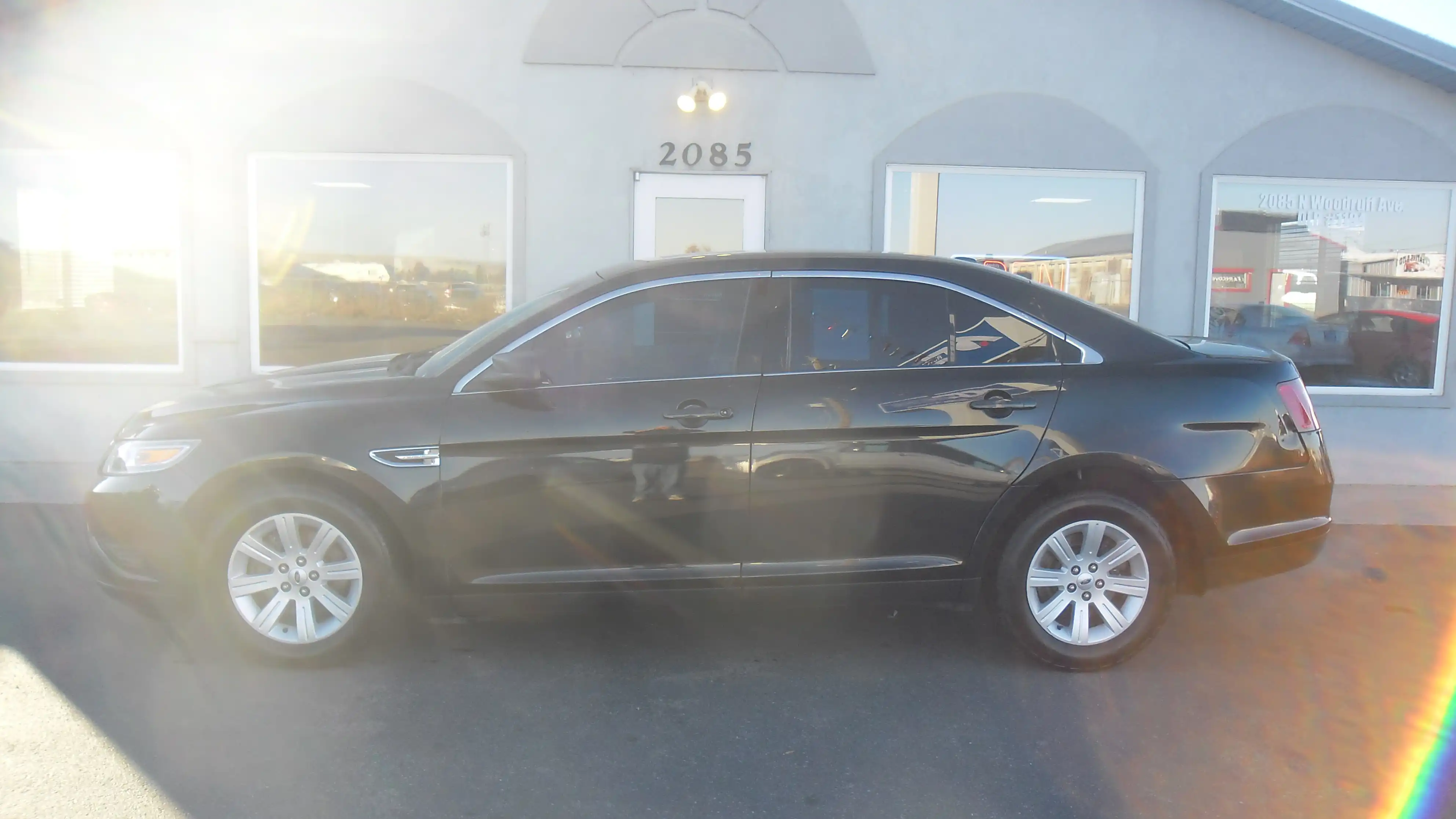 2012 Ford Taurus SE FWD's photo