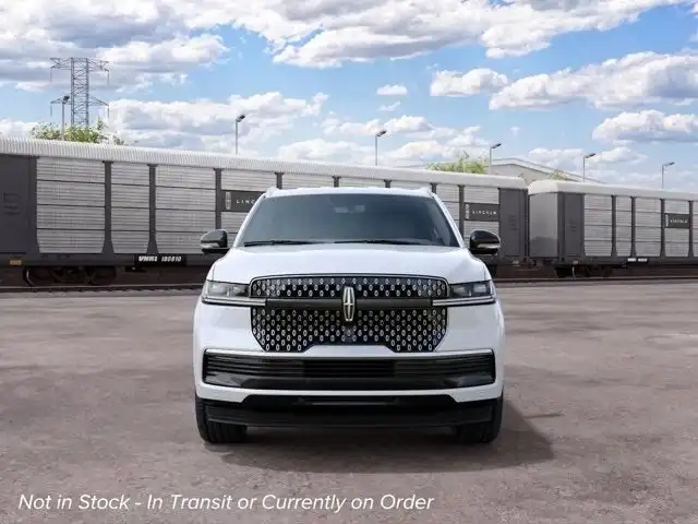 2027 Lincoln Navigator Premiere RWD's photo