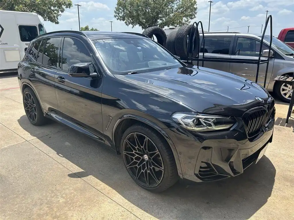 2022 BMW X3 M40i's photo