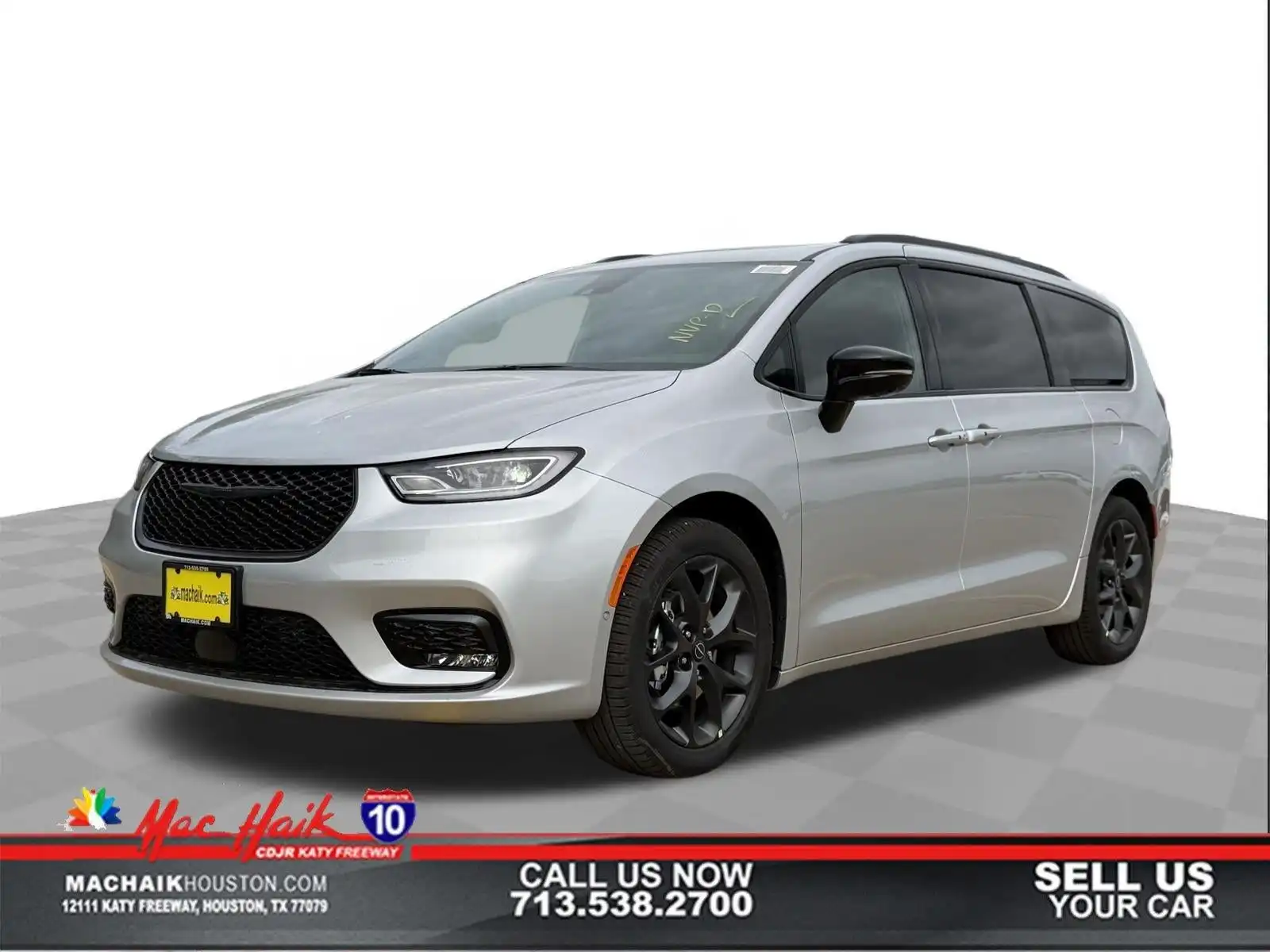 2026 Chrysler Pacifica Limited's photo
