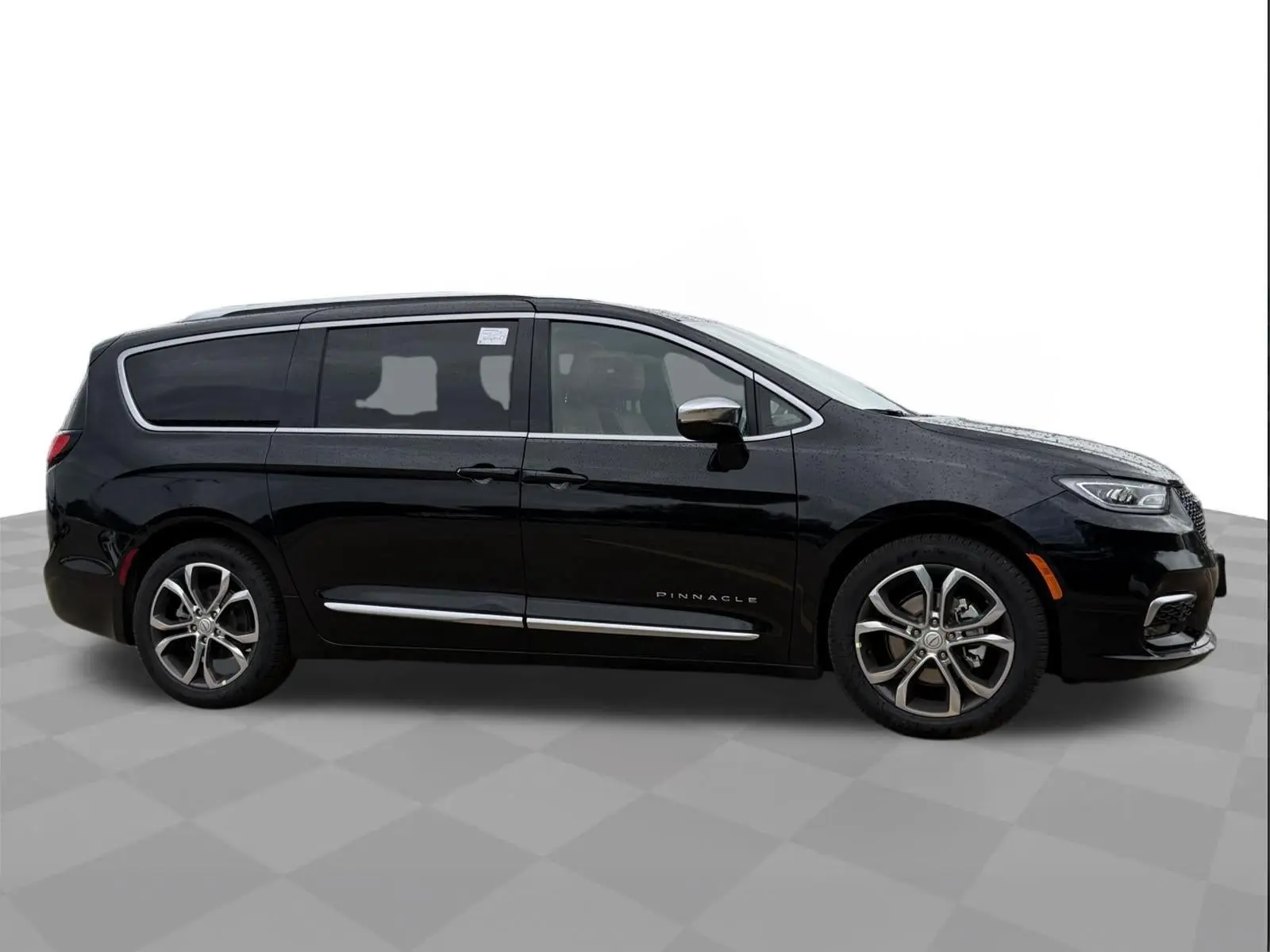 2026 Chrysler Pacifica Pinnacle photo 4