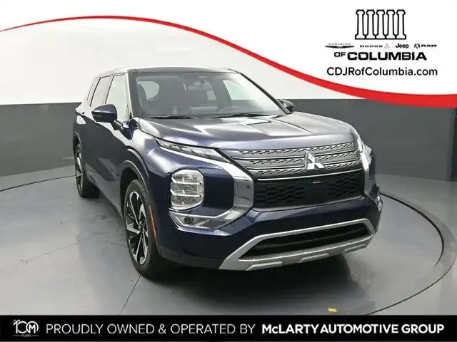 2024 Mitsubishi Outlander SE 2WD's photo