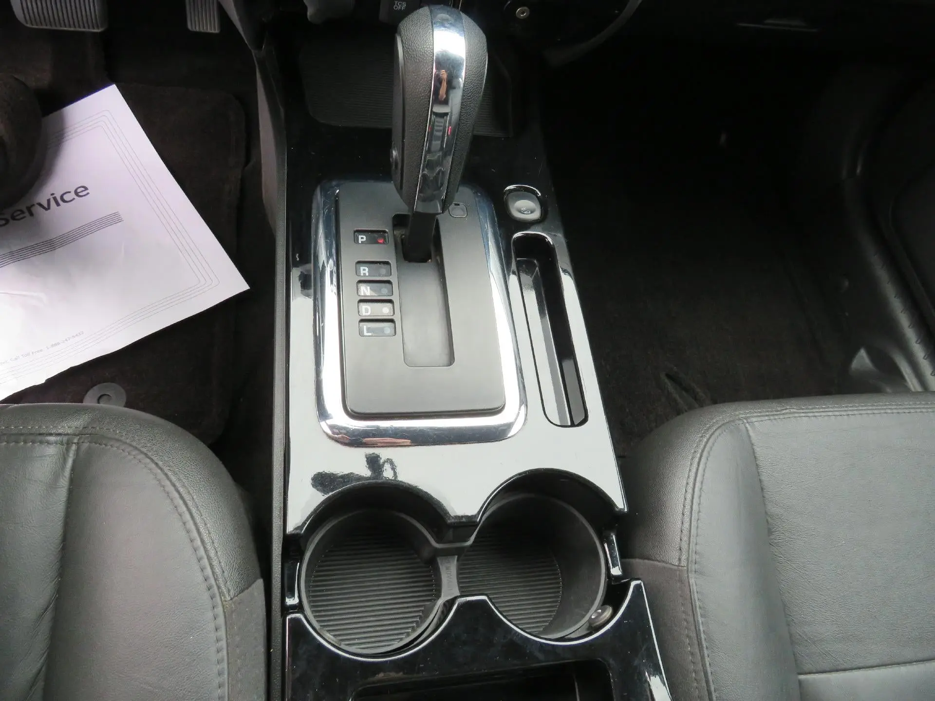 2012 Ford Escape Limited 4WD photo 4