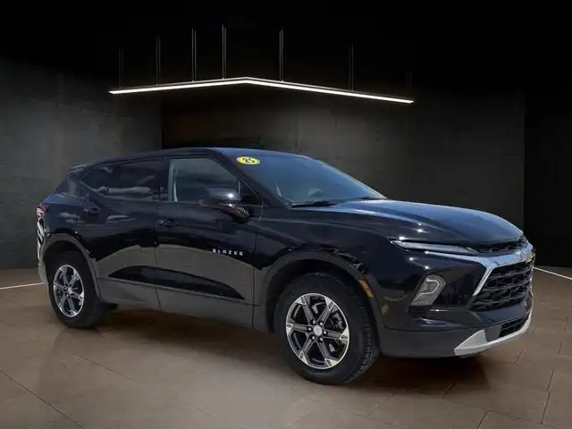 2025 Chevrolet Blazer 2.0T 2LT FWD's photo