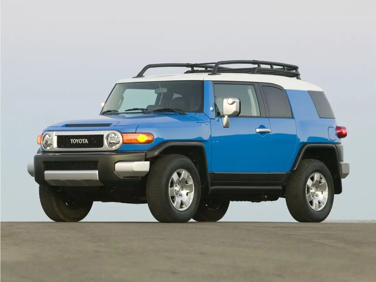 2014 Toyota FJ Cruiser 4x4 AT's photo
