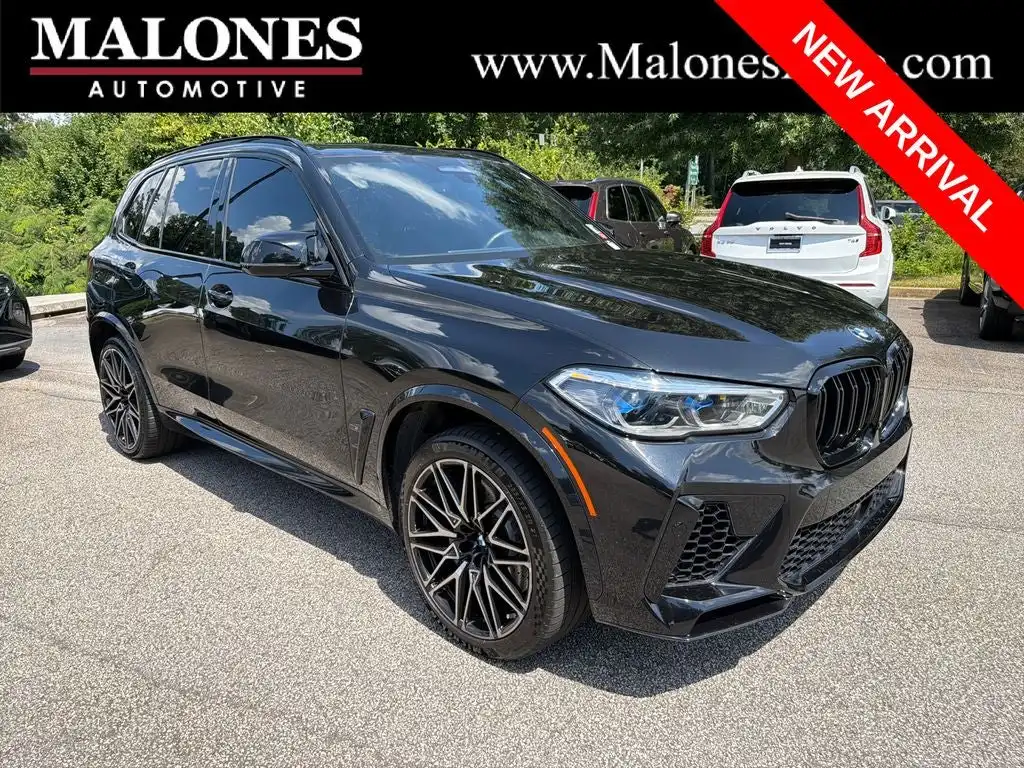 2021 BMW X5 M Base's photo