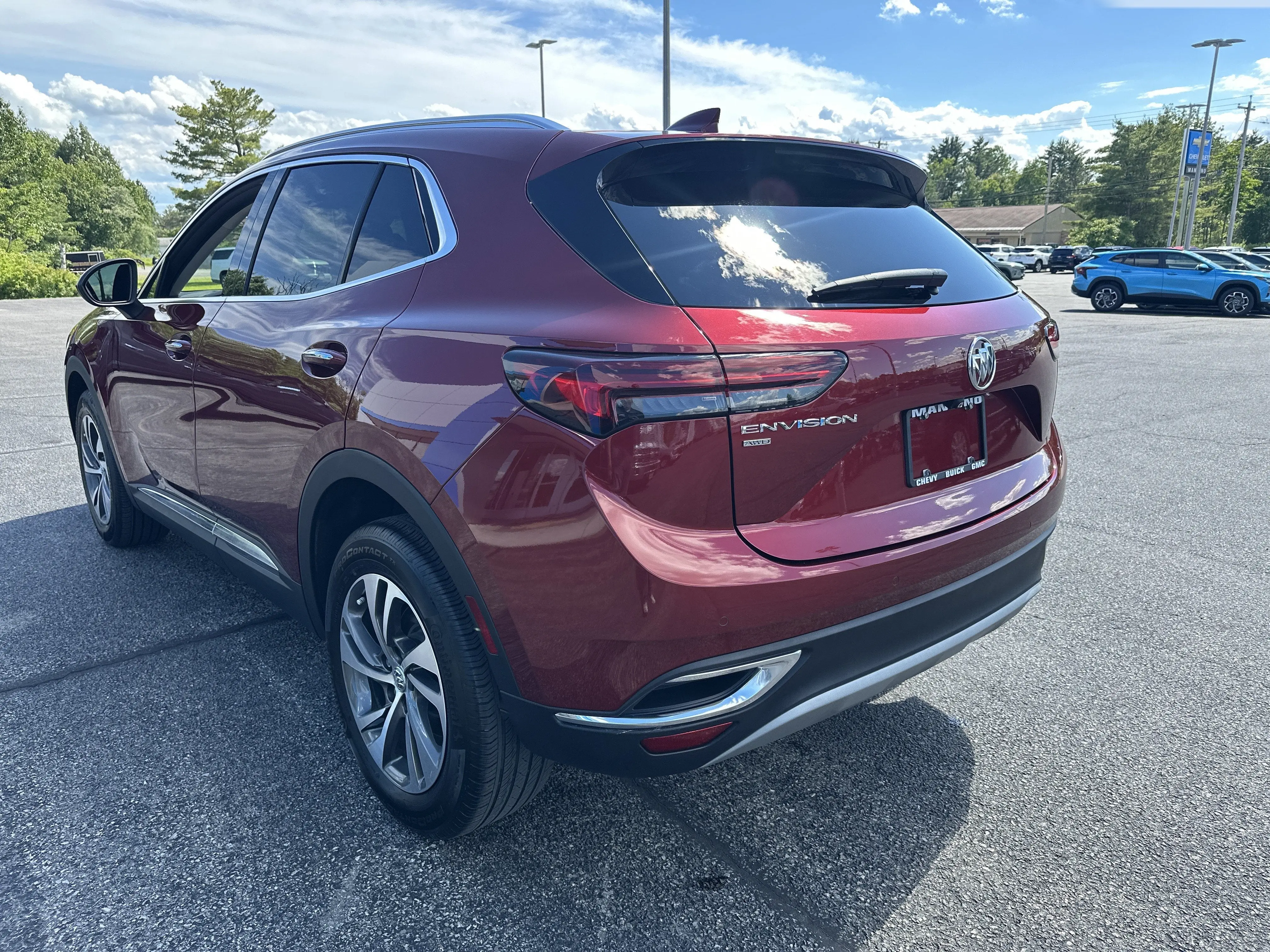 2023 Buick Envision Essence AWD photo 4