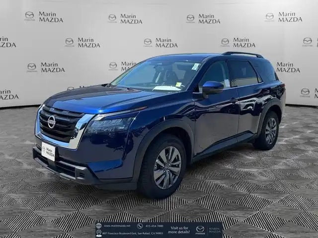2025 Nissan Pathfinder SV 2WD's photo