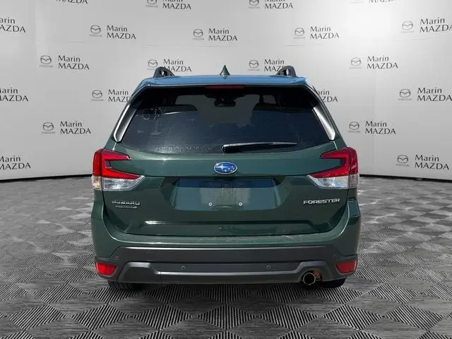 2023 Subaru Forester Limited photo 4