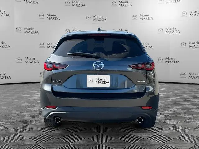 2023 Mazda CX-5 S Preferred package Auto AWD photo 4