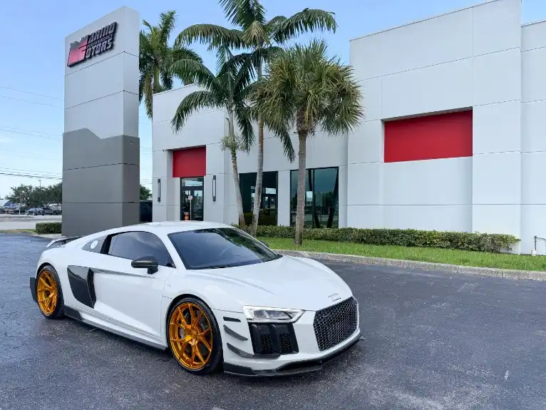 2017 Audi R8 V10 plus Coupe quattro S tronic's photo