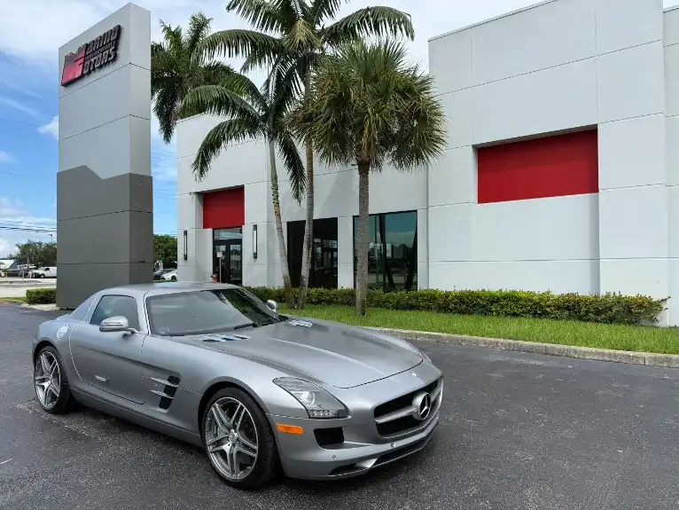 2012 Mercedes-Benz SLS AMG Base's photo