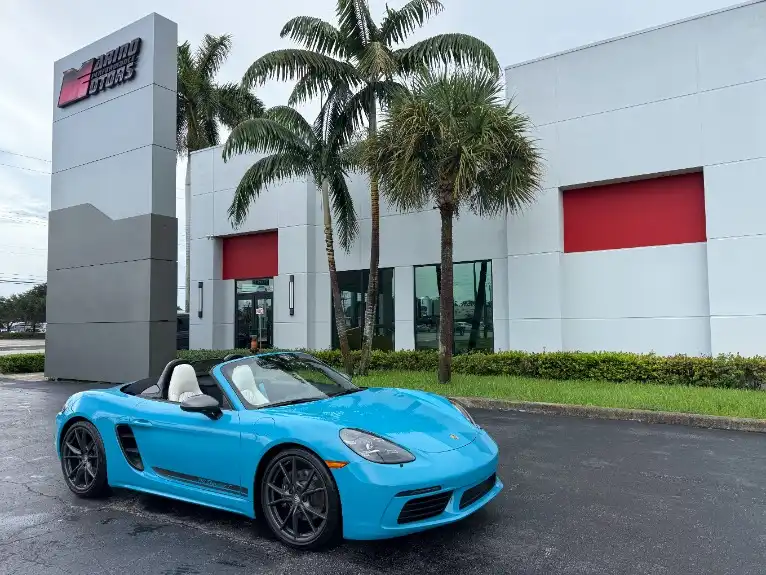 2021 Porsche 718 Boxster T's photo