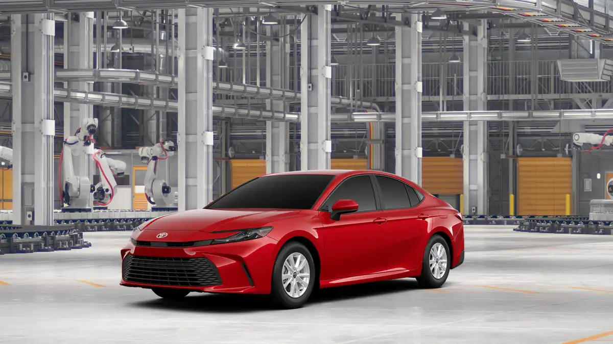 2026 Toyota Camry LE Hybrid's photo