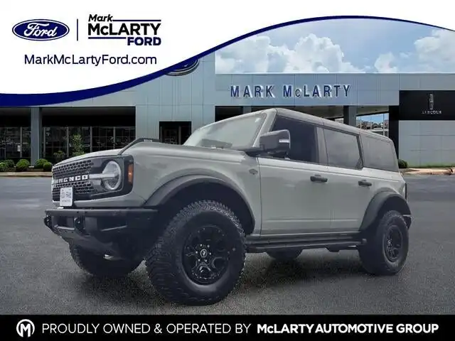 2024 Ford Bronco Wildtrak 4x4's photo