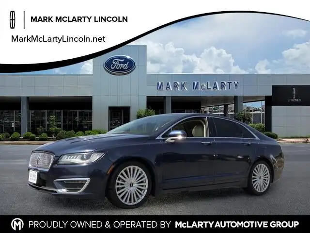 2017 Lincoln MKZ Reserve AWD's photo
