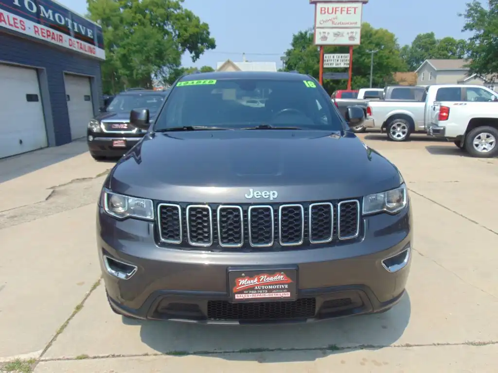 2018 Jeep Grand Cherokee Laredo E 4WD's photo