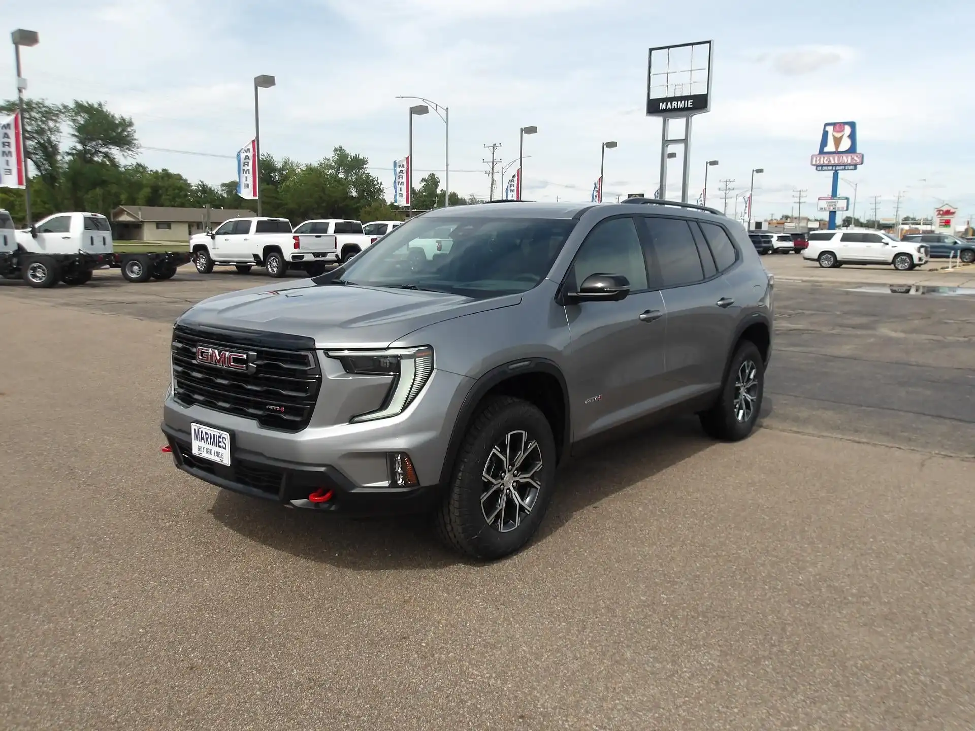 2026 GMC Acadia AT4 AWD's photo