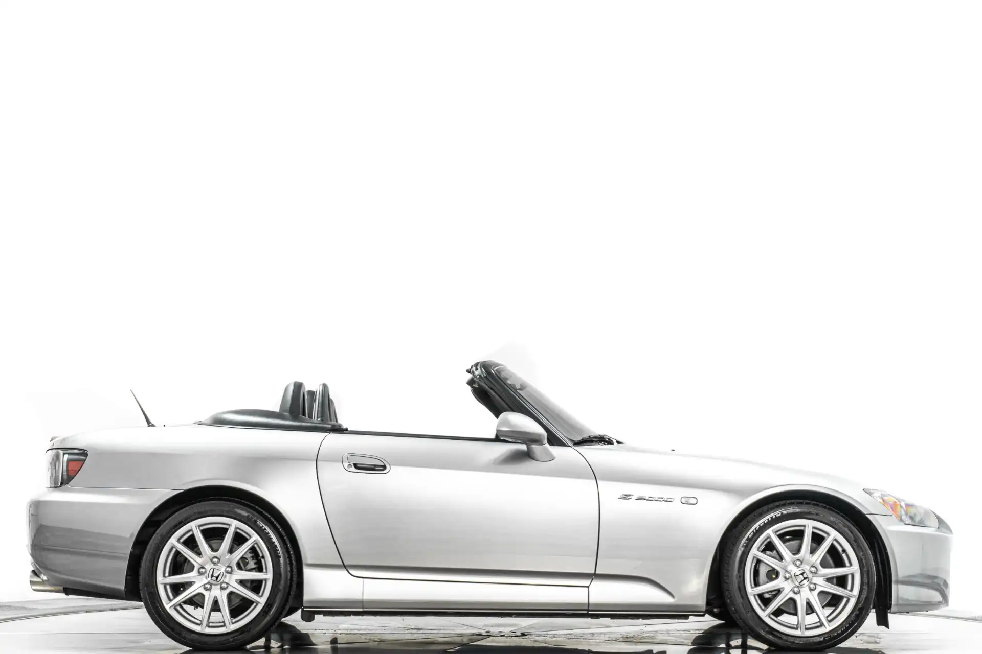 2004 Honda S2000 Base's photo