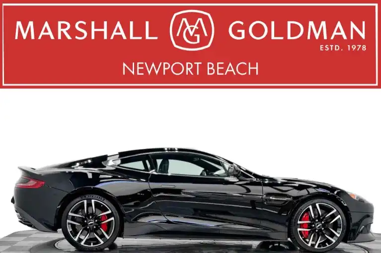 2016 Aston Martin Vanquish Coupe's photo