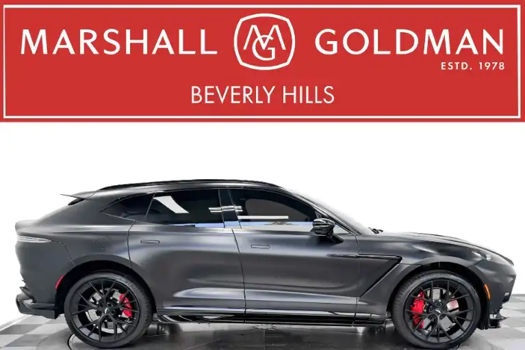 2025 Aston Martin DBX 4.0 V8 707 AWD's photo