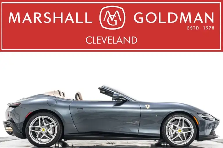 2025 Ferrari Roma Spider's photo