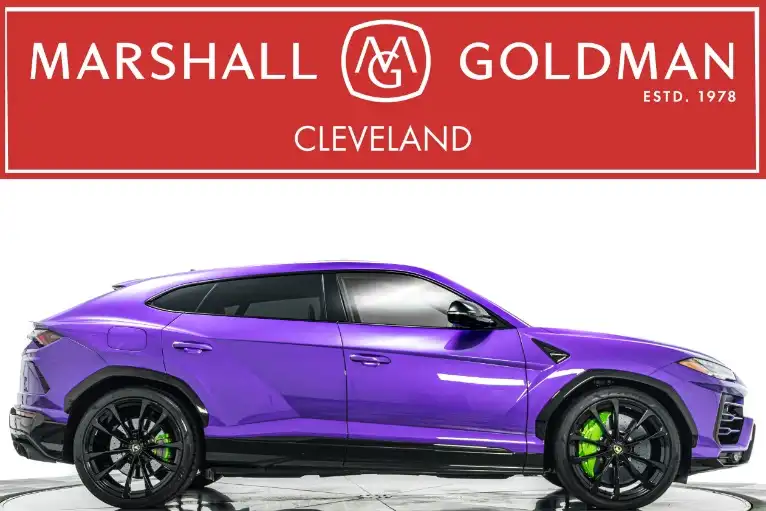 2021 Lamborghini Urus's photo