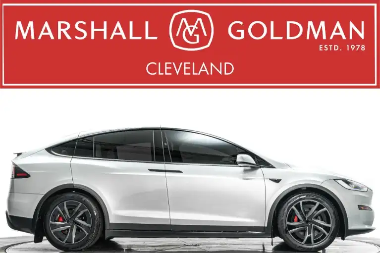 2026 Tesla Model X Plaid's photo