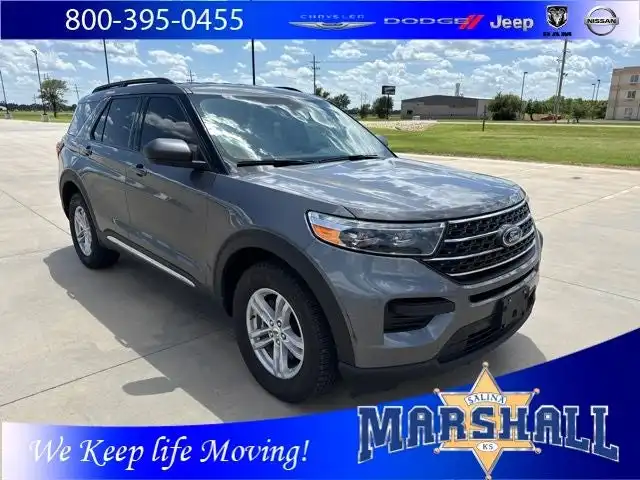 2023 Ford Explorer XLT 4WD's photo