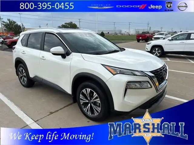 2023 Nissan Rogue SV FWD's photo