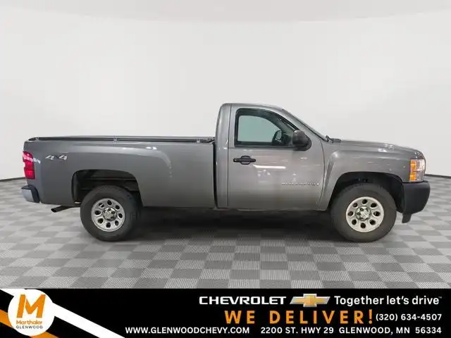 2009 Chevrolet Silverado 1500 Work Truck 4X4 Regular Cab SWB's photo