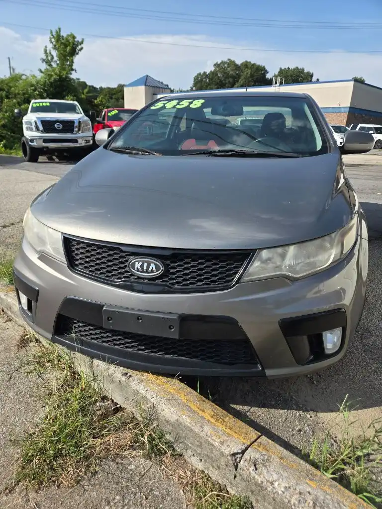 2012 Kia Forte SX Auto's photo