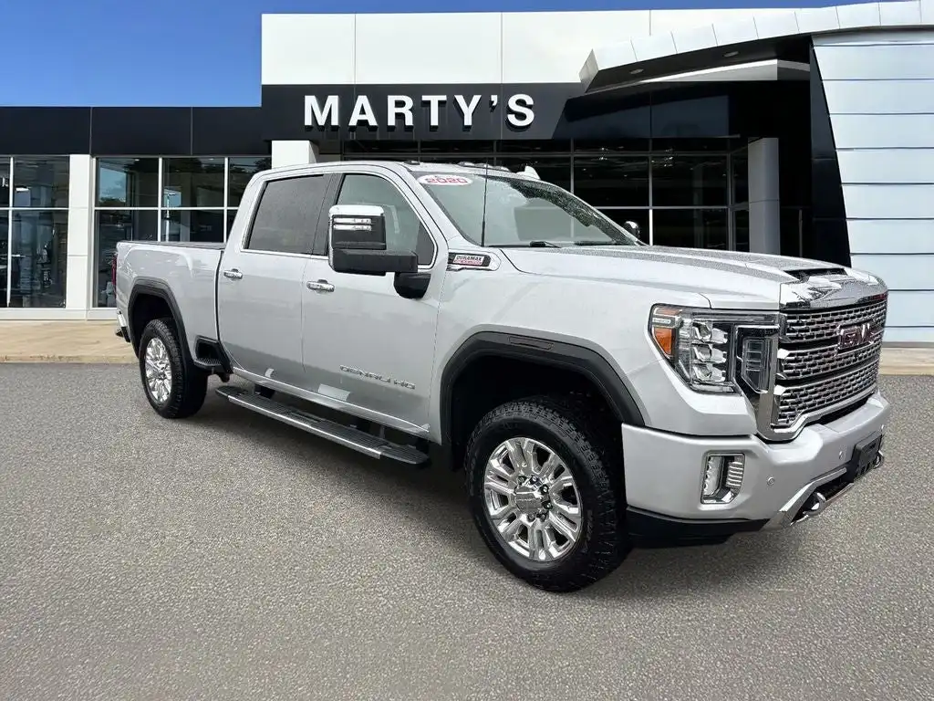 2020 GMC Sierra Denali 4WD Crew Cab Standard Box's photo