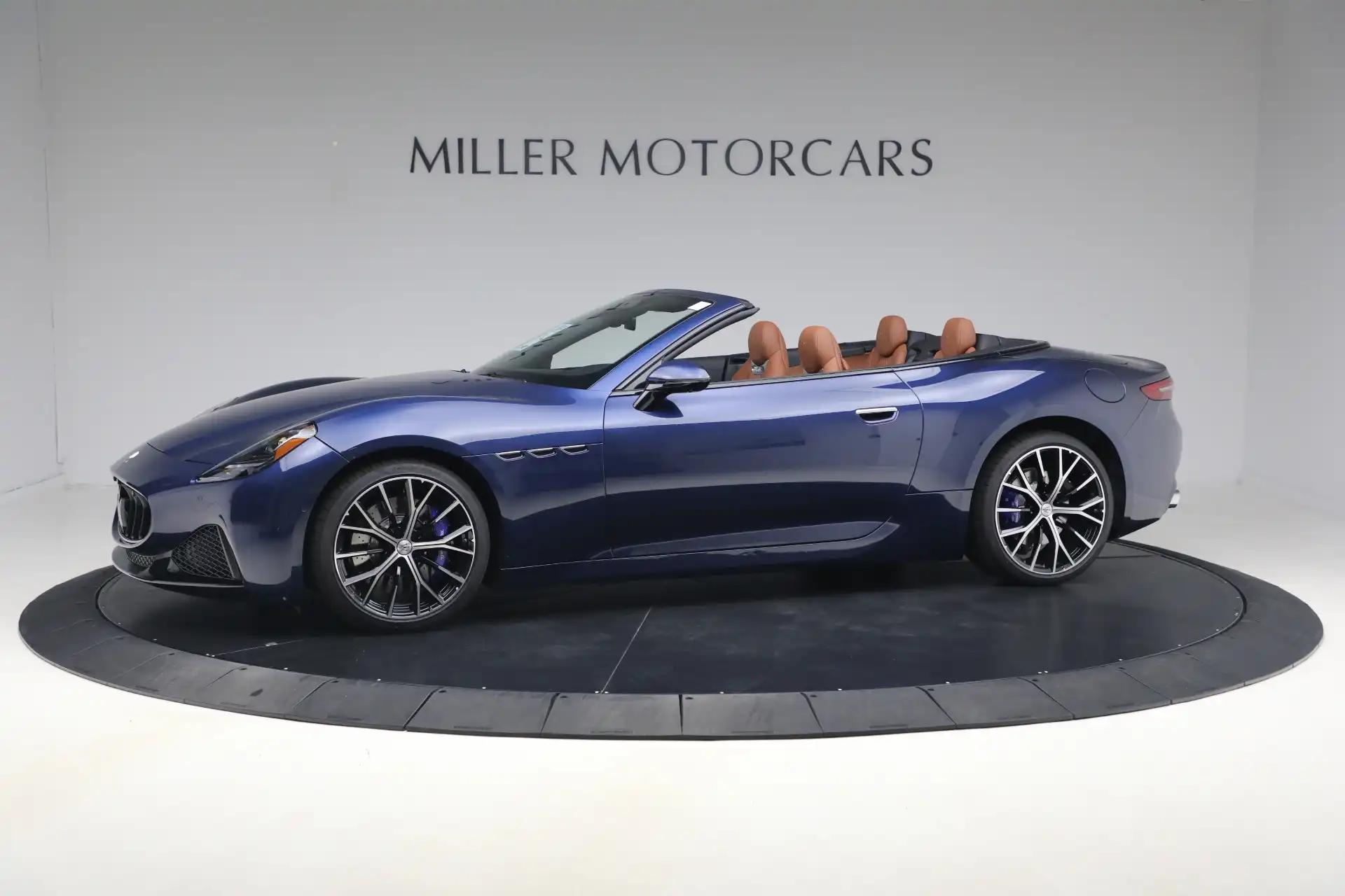 2026 Maserati GranCabrio Base's photo