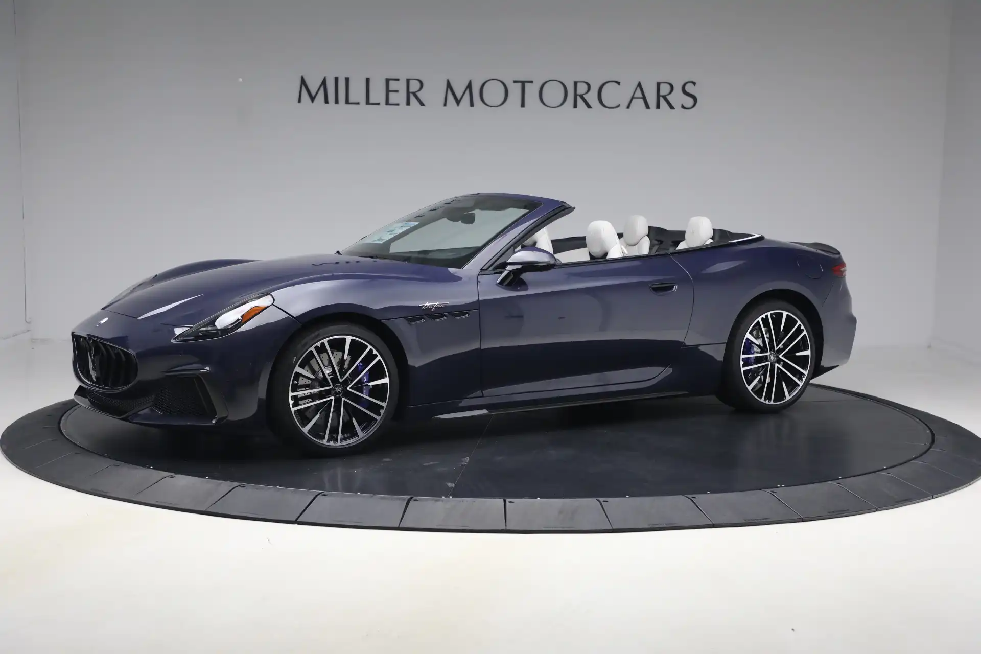 2026 Maserati GranCabrio Trofeo's photo