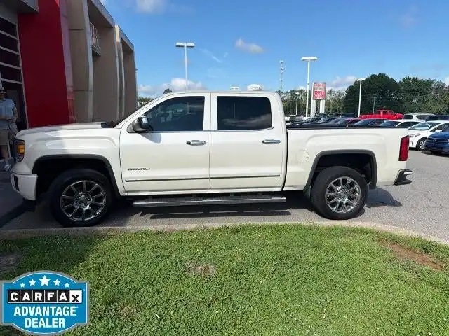 2014 GMC Sierra 4WD Crew Cab Short Box's photo