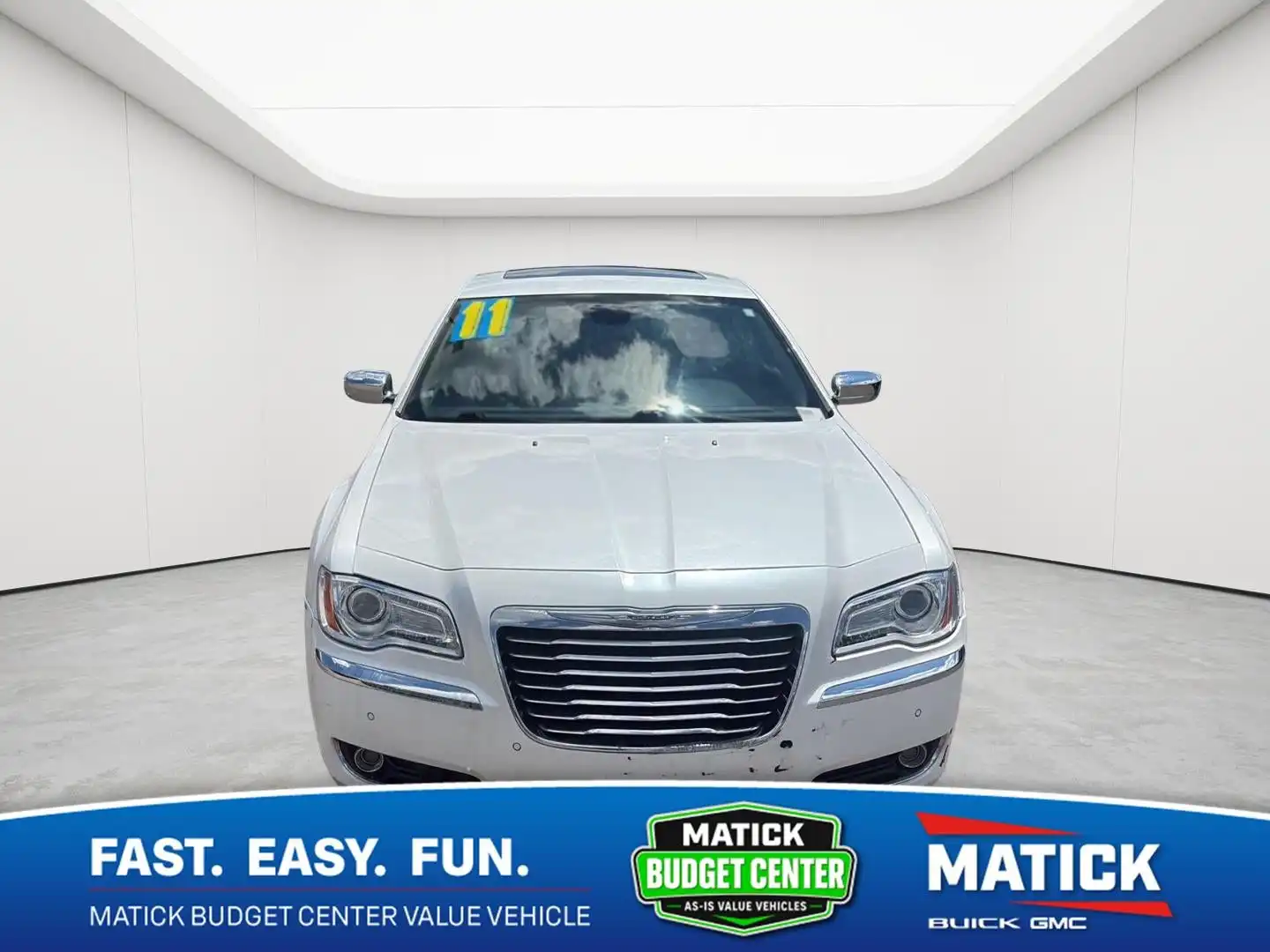 2011 Chrysler 300 Limited's photo