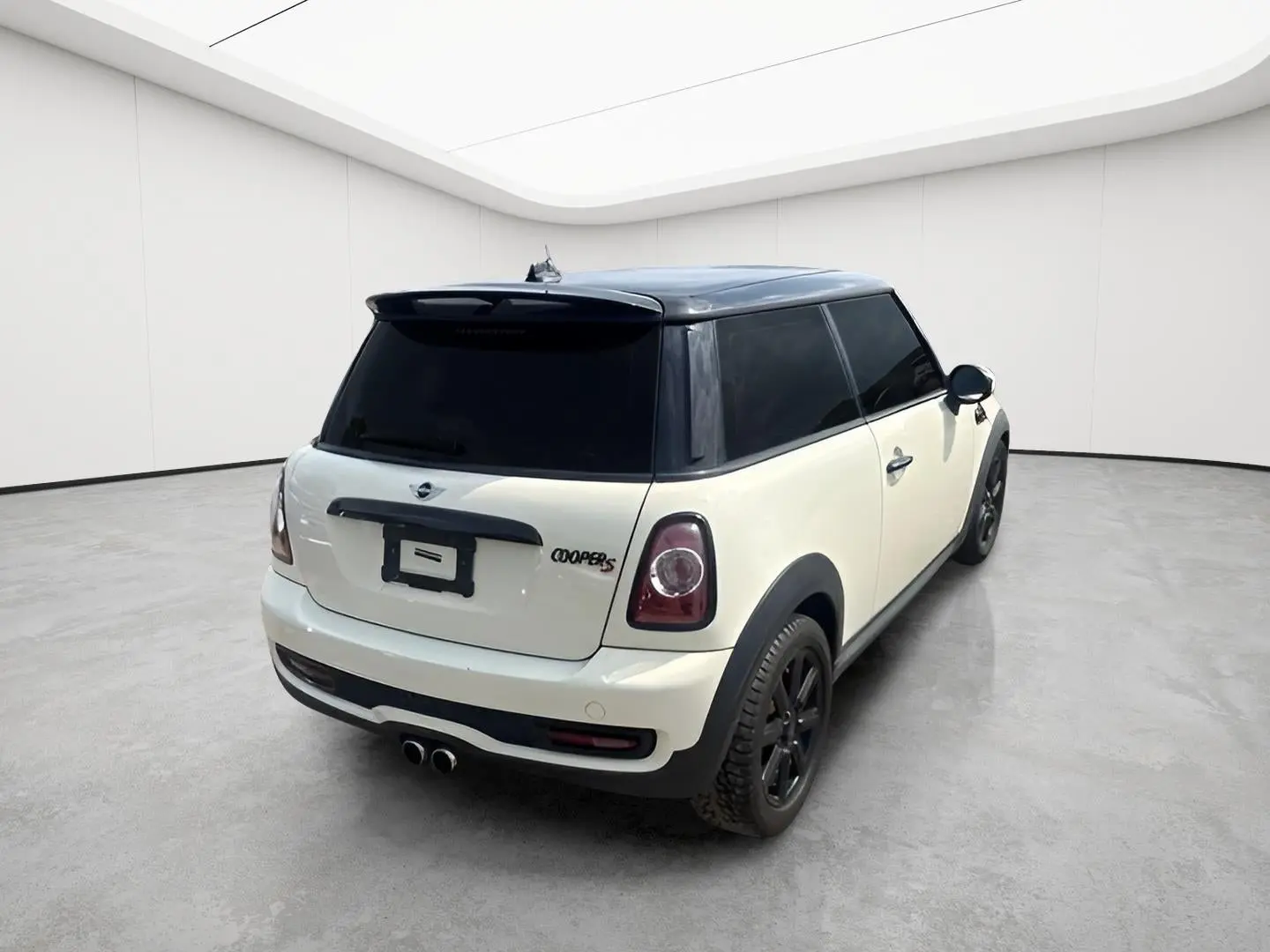 2012 MINI Cooper S photo 3