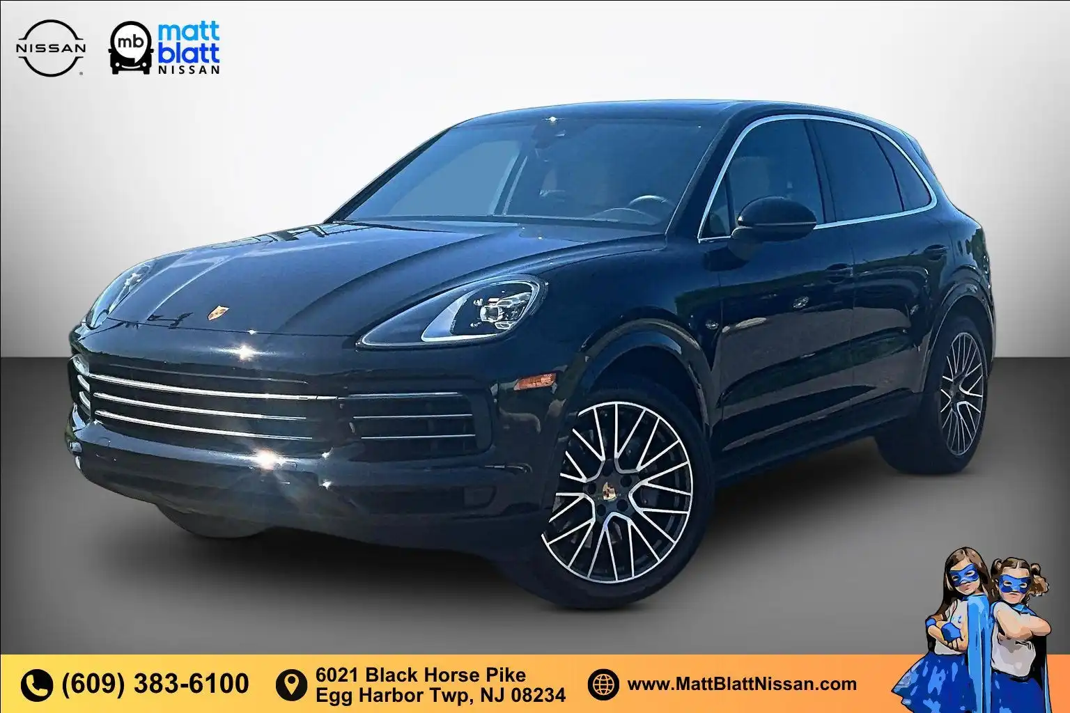 2023 Porsche Cayenne Platinum Edition's photo