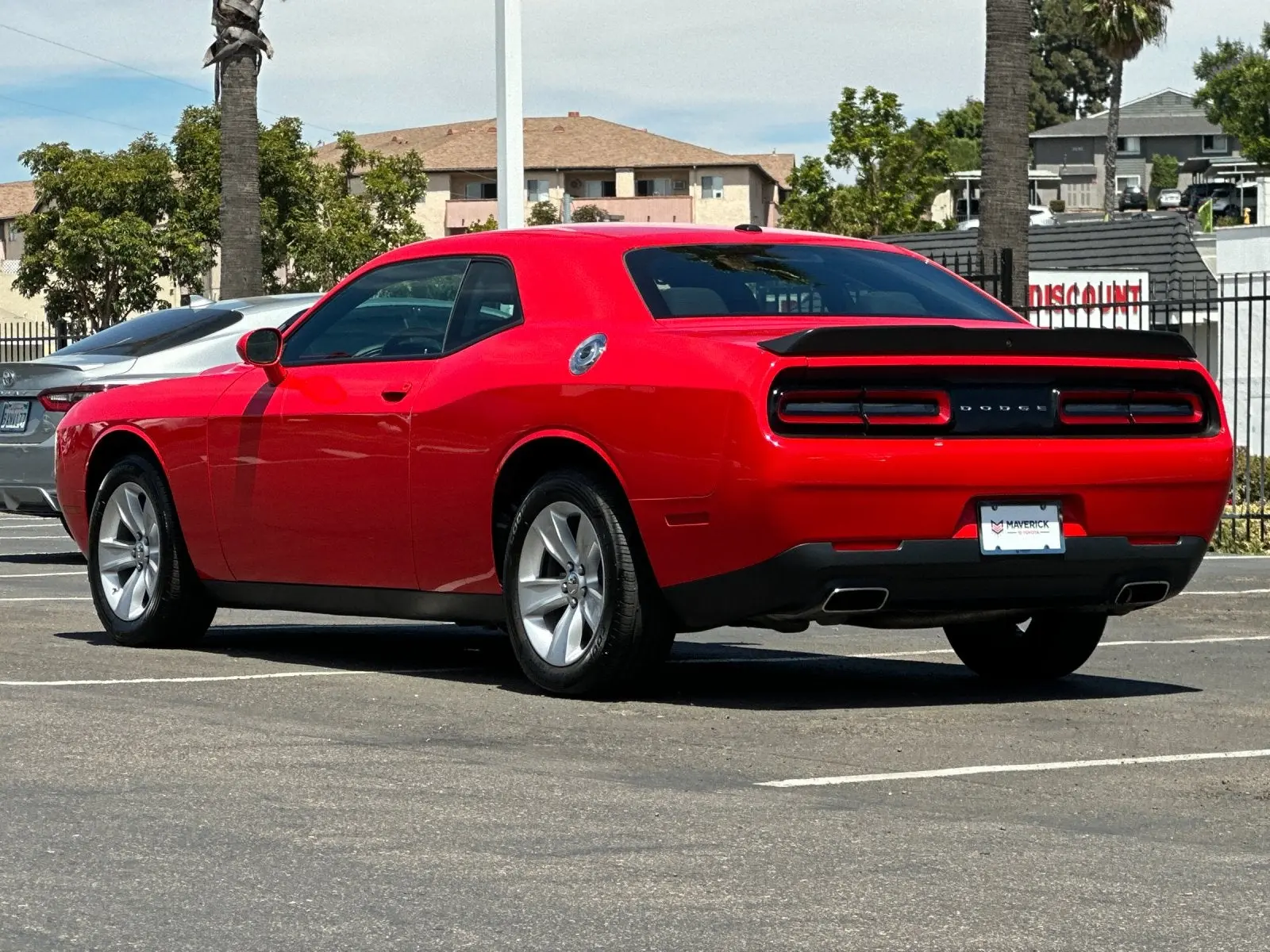 2023 Dodge Challenger SXT Auto photo 3