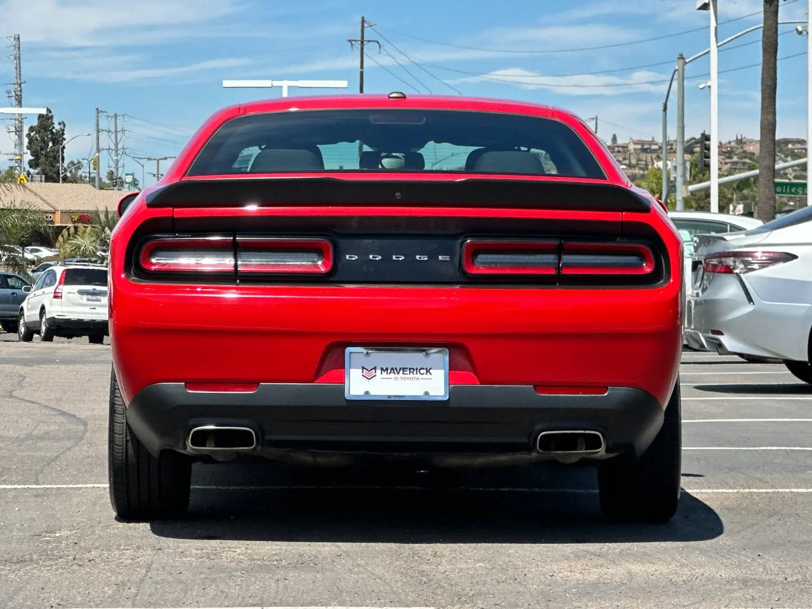 2023 Dodge Challenger SXT Auto photo 4