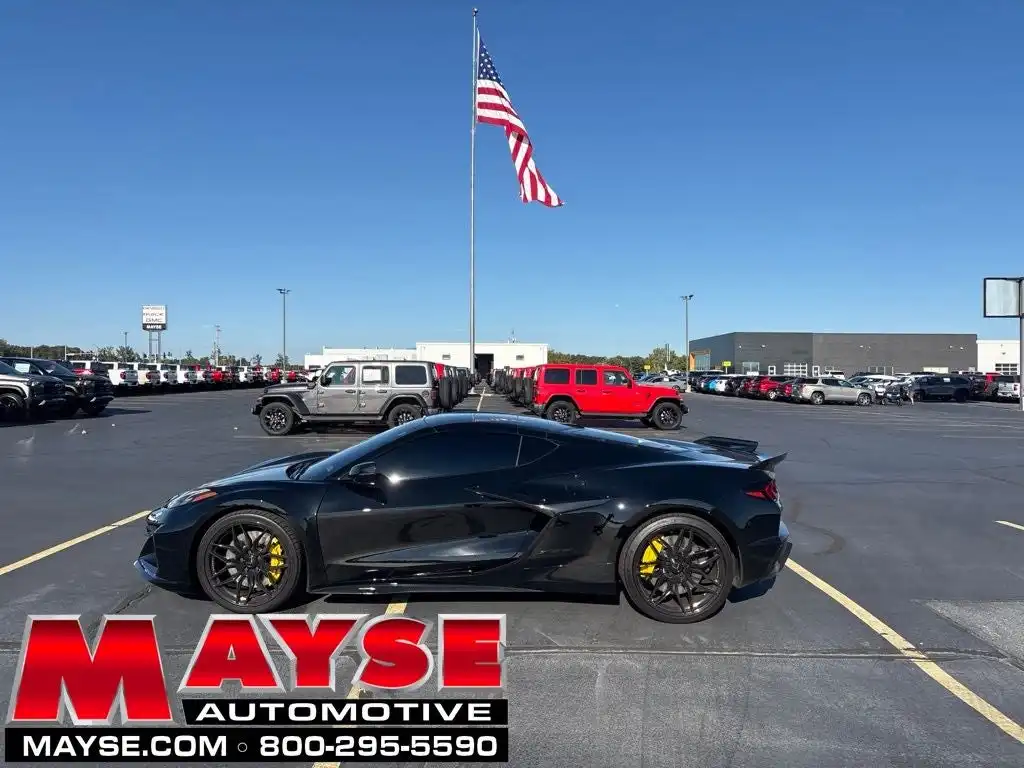 2025 Chevrolet Corvette Z06 Coupe 3LZ's photo