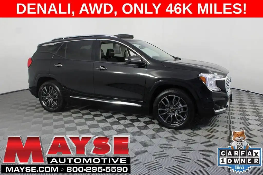 2022 GMC Terrain Denali AWD's photo