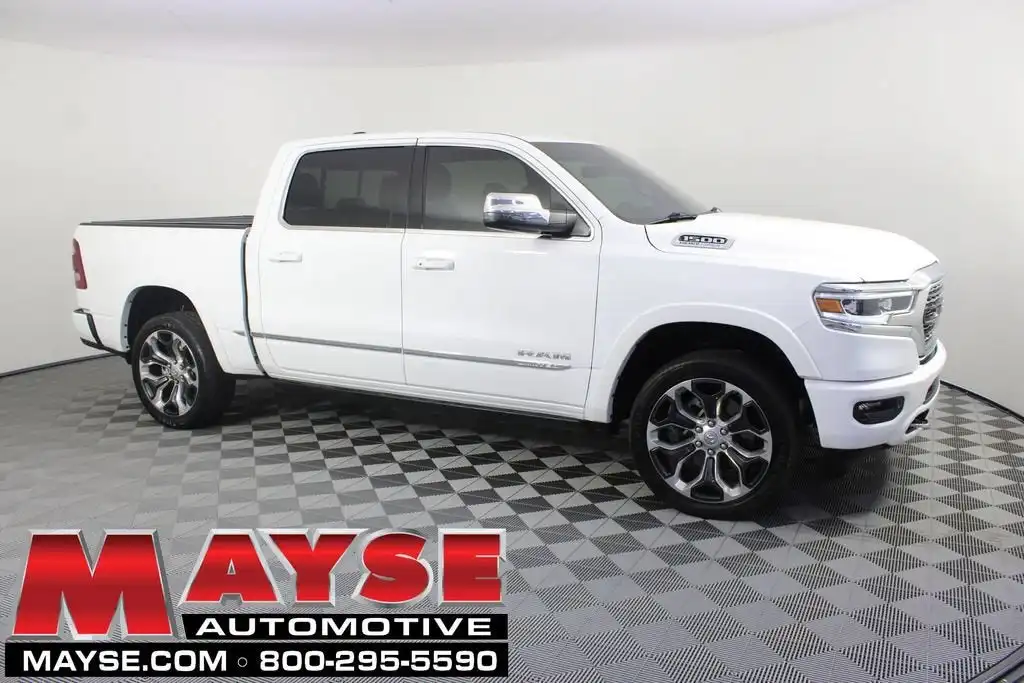 2024 RAM 1500 Limited 4WD Crew Cab 5'7's photo