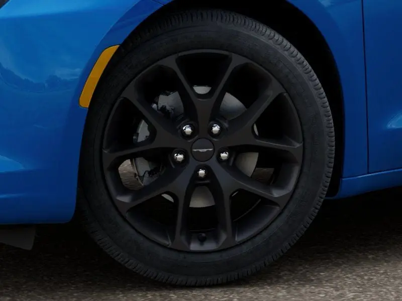 2027 Chrysler Pacifica Select photo 4