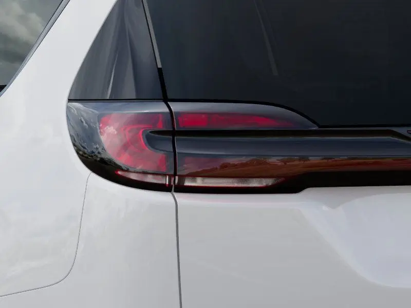 2027 Chrysler Pacifica Select photo 5