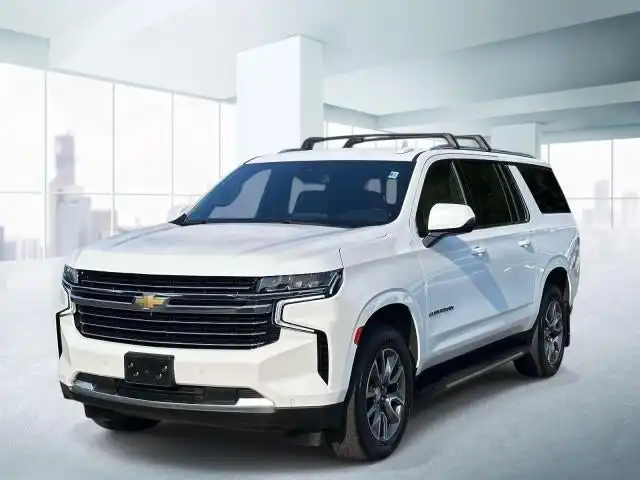 2022 Chevrolet Suburban 4WD 1500 LT's photo