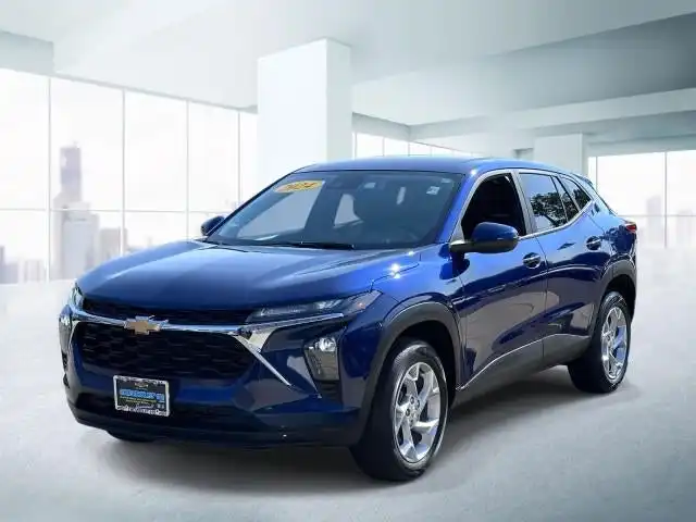 2024 Chevrolet Trax LS's photo