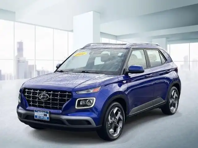 2022 Hyundai Venue Limited IVT's photo