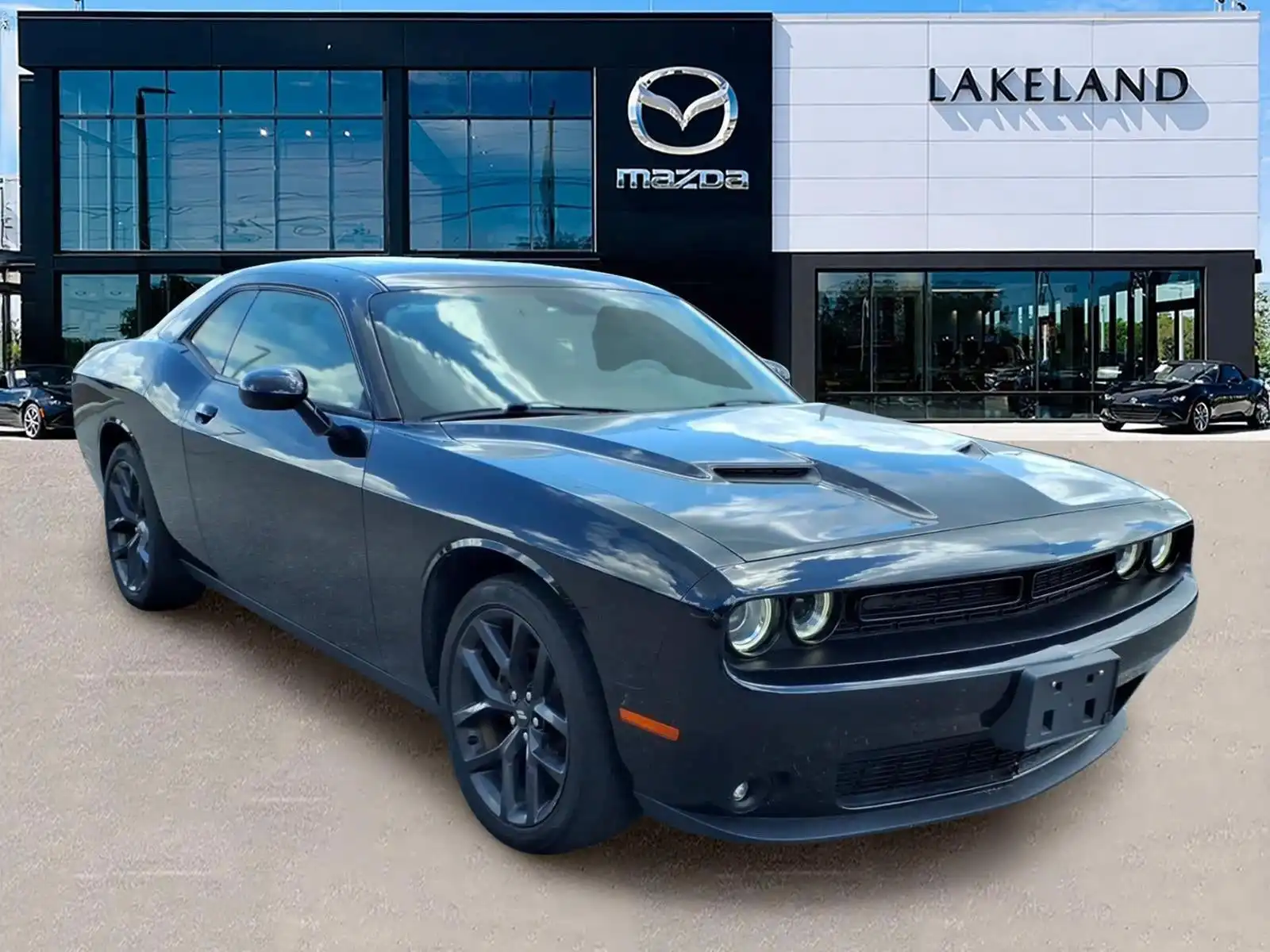 2021 Dodge Challenger SXT Auto's photo